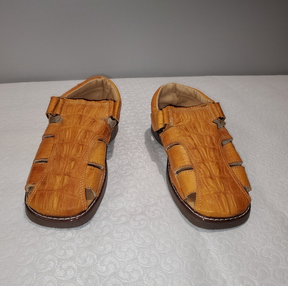 Authentic Men's Leather Sandals - Picture 1 of 6